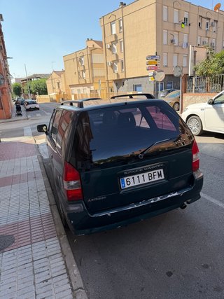 Mitsubishi Space Wagon 2004