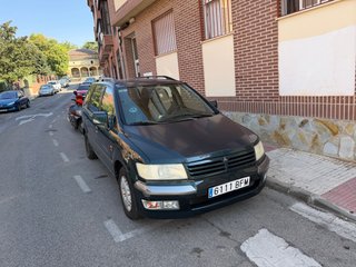 Mitsubishi Space Wagon 2004
