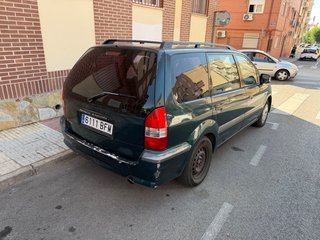 Mitsubishi Space Wagon 2004