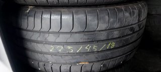 225/45 R18 95Y