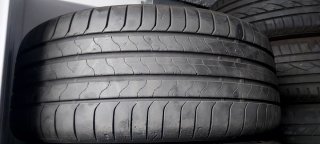 225/45 R18 95Y