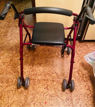 Andador adulto con asiento