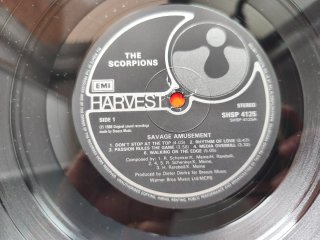 Vinilo Scorpions - Savage Amusement (LP 1st Press)