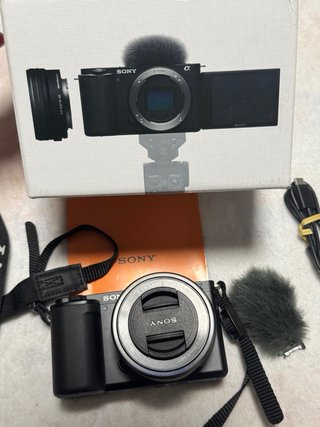 Sony ZV-E10 como nueva