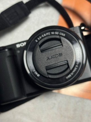 Sony ZV-E10 como nueva