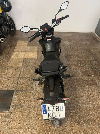 Moto VOGE 125R Negra 5770km