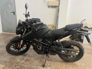 Moto VOGE 125R Negra 5770km
