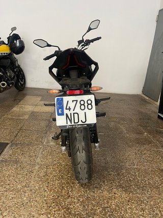 Moto VOGE 125R Negra 5770km
