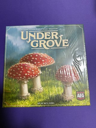 Under Grove Juego de Mesa