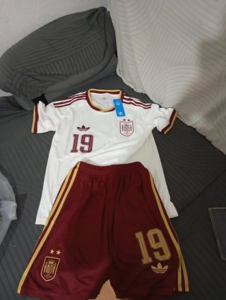 Equipación España Adidas Talla S