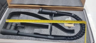 Grifo de cocina negro con manguera extensible