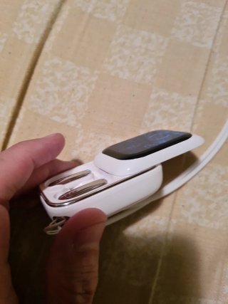 Auriculares HTC Plata y Blanco
