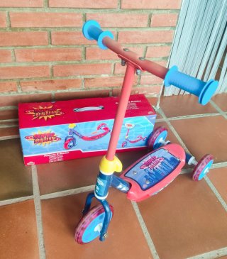 Patinete 3 Ruedas Super Hero