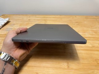MacBook Air M2 2022 Plata
