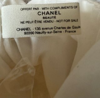 Bolso Chanel Beaute Mini Tote Furry