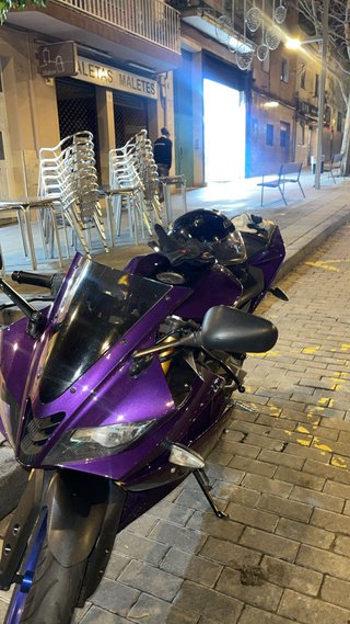 Yamaha YZF R125 Morado/Azul
