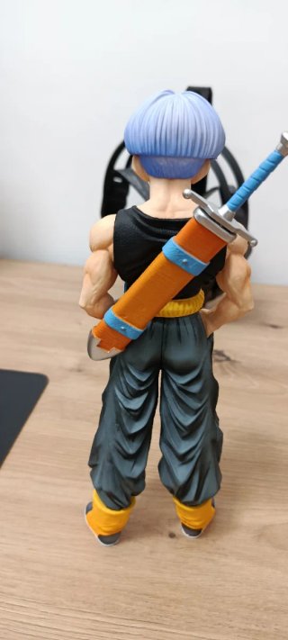 Figura Trunks del Futuro dragón ball