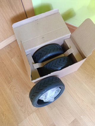 3 Ruedas Patinete Xiaomi Essential 8,5"
