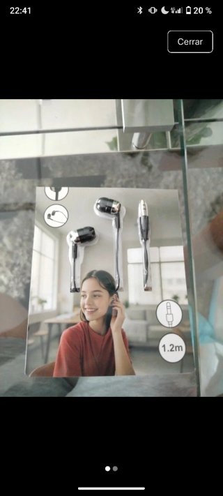 Auriculares negros con cable