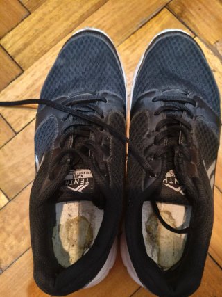Deportivas Tenth Negras Sin Plantillas