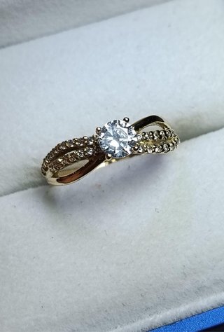 Anillo de compromiso Oro 18k con Circonitas