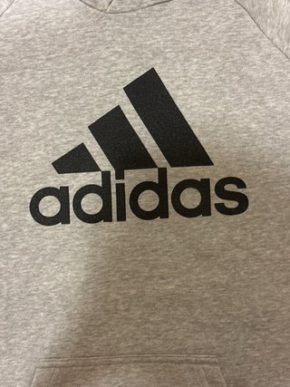 Sudadera gris Adidas con logo
