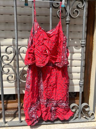 Vestido rojo estampado