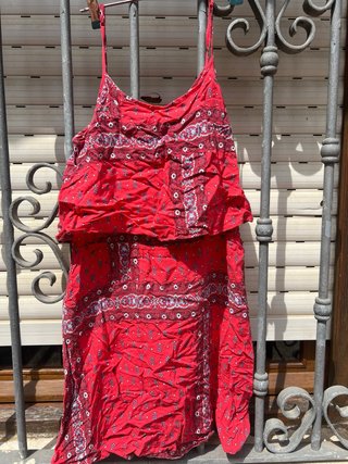 Vestido rojo estampado