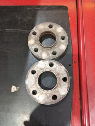 4 Llantas Mercedes 17” (4 unidades) 2 con cubierta