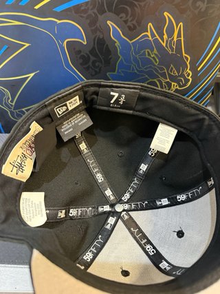 Gorra New Era x Stussy Negra