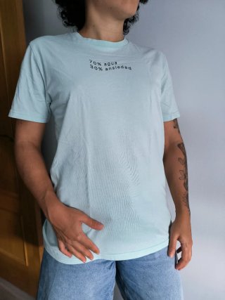 Camiseta 70% agua 30% ansiedad