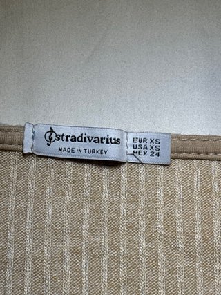 Top cruzado Stradivarius beige Talla XS