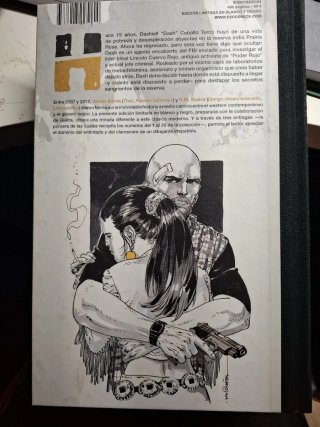 Scalped: Edición Deluxe en blanco y negro vol. ...