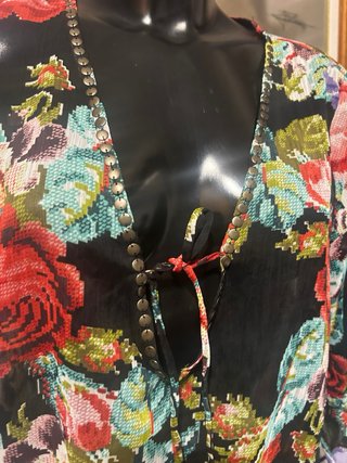 Blusa tipo vestido floral Talla M/L