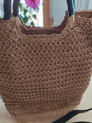 Bolso de verano estilo cubo