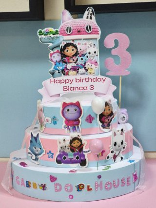 Torta finta Gabby Dollhouse 3 anni