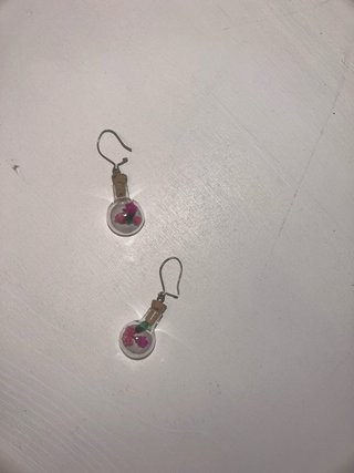 Pendientes artesanales bombilla flores