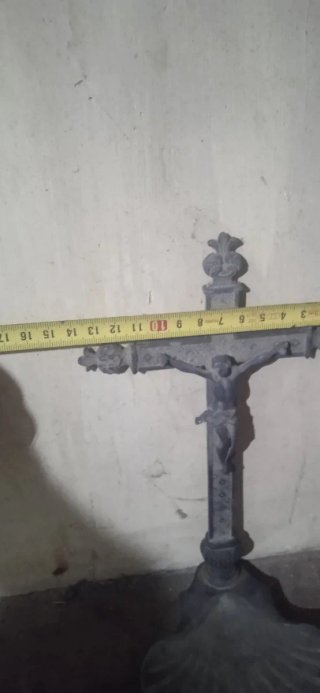 Crucifijo Benditera de metal