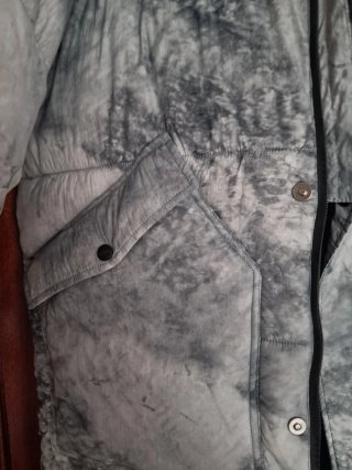 Anorak de hombre Pull&Bear gris y negro sin est