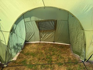 Tienda de campaña Quechua verde
