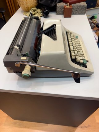 Máquina de escribir Olympia