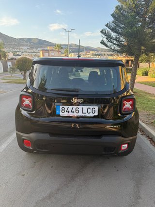 Jeep Renegade 1.6 Sport 110 CV – 2018 – 90.000 km