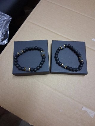 Pulseras de cuentas de piedra volcánica y cristal