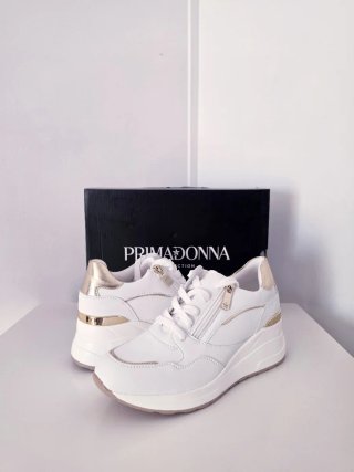 ZAPATILLAS CON PLATAFORMA "PRIMADONNA COLLECTION"