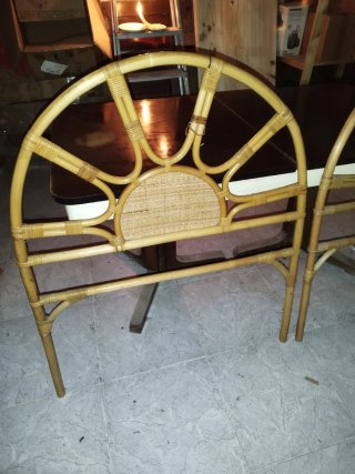Mesitas de noche de mimbre (2 unidades)