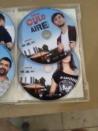 Con el culo al aire - Temporada 1 DVD