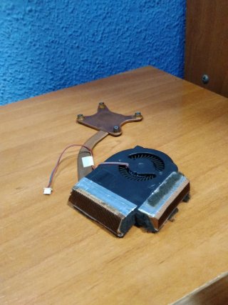Ventilador disipador Lenovo portátil