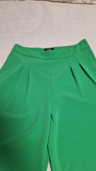Pantalón XOXO verde talla 7/8