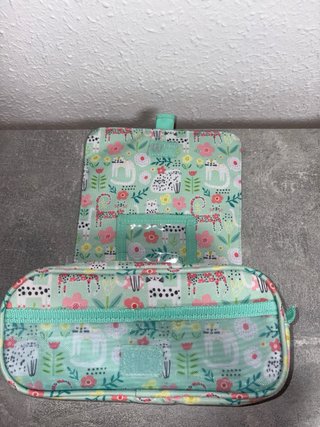 Portatodo Triple Bits & Bobs Pop Up Design