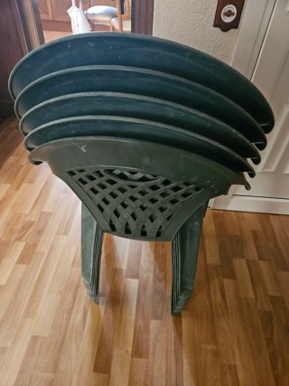 5 Sillas de Plástico Apilables